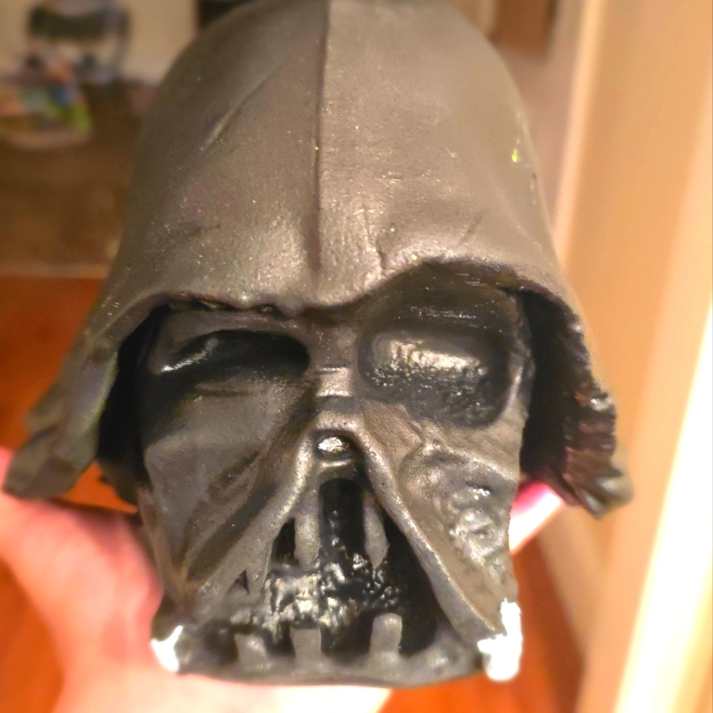 DARTH VADER PRINTED MELTED MASK.